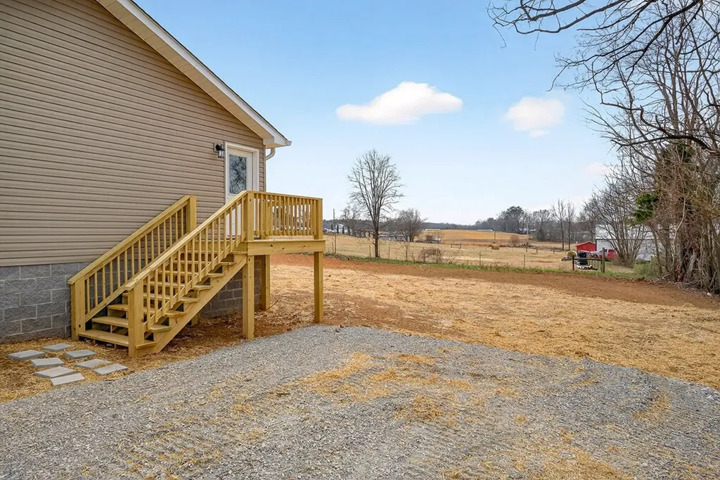 122 Fred Miller Lane Rickman TN 38580