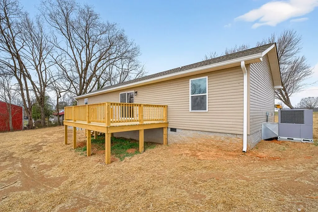 122 Fred Miller Lane Rickman TN 38580