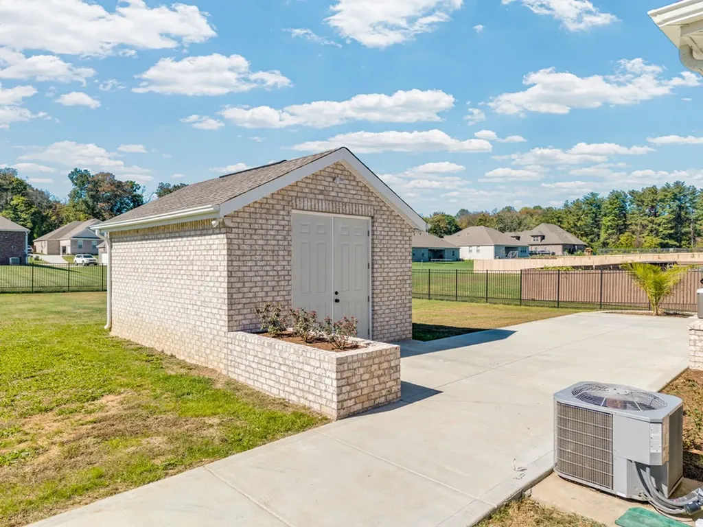 320 Greymoor Lane Cookeville TN 38501