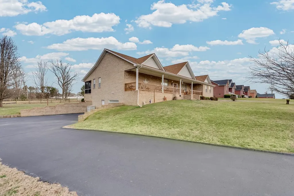 200 S South Lovelady Road Cookeville TN 38506