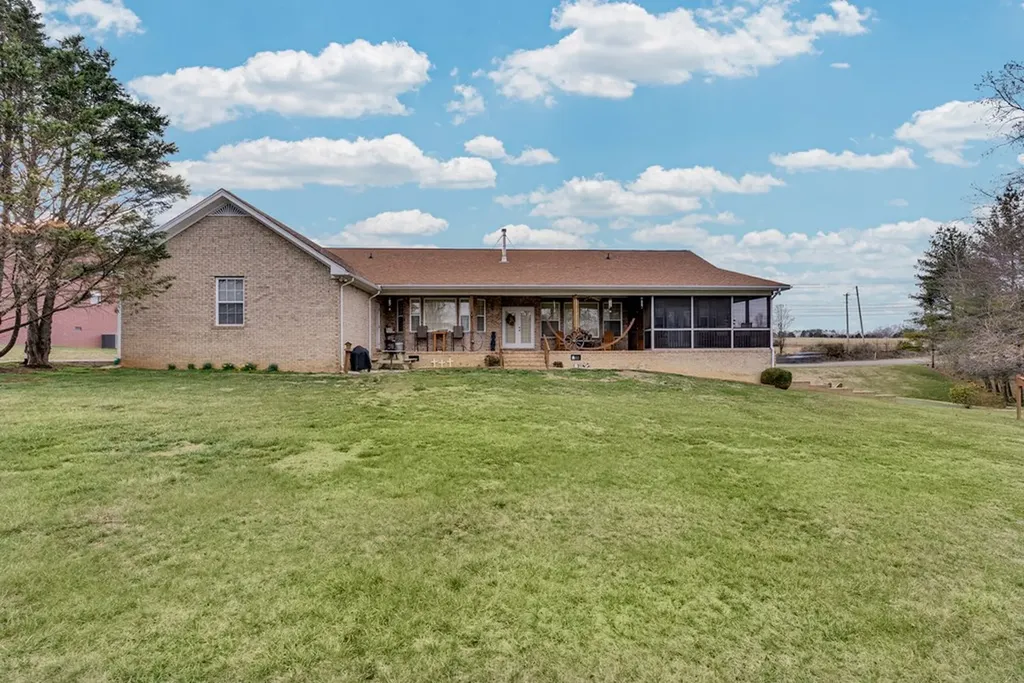 200 S South Lovelady Road Cookeville TN 38506