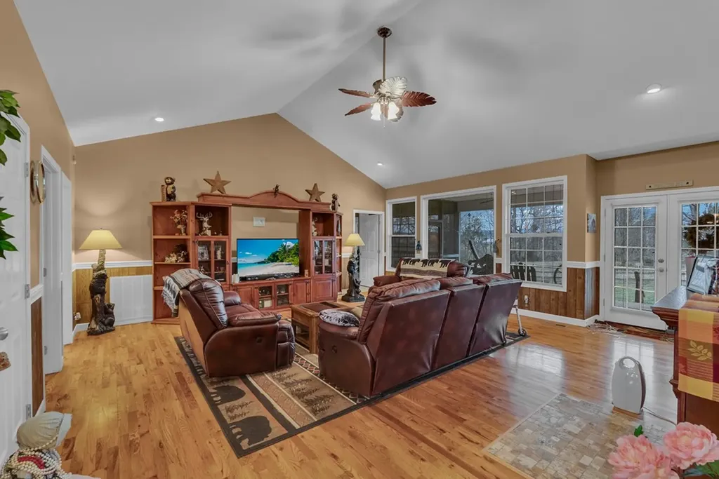 200 S South Lovelady Road Cookeville TN 38506