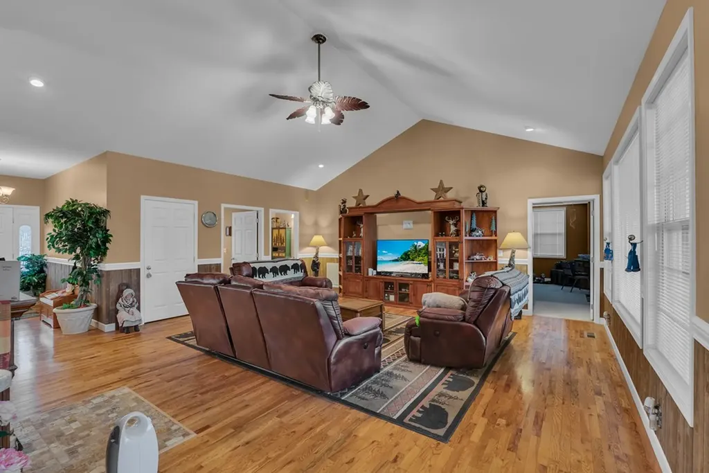 200 S South Lovelady Road Cookeville TN 38506