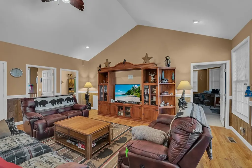 200 S South Lovelady Road Cookeville TN 38506