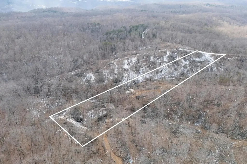 5.33 Ac Hutchins Bend Road Sparta TN 38583