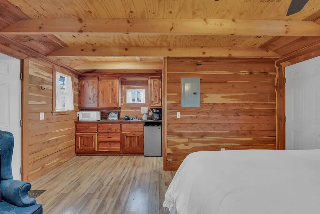 579 Blue Springs Road Sparta TN 38583