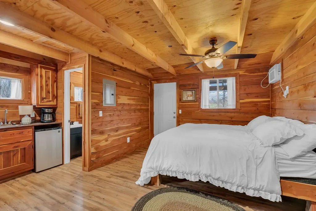 579 Blue Springs Road Sparta TN 38583