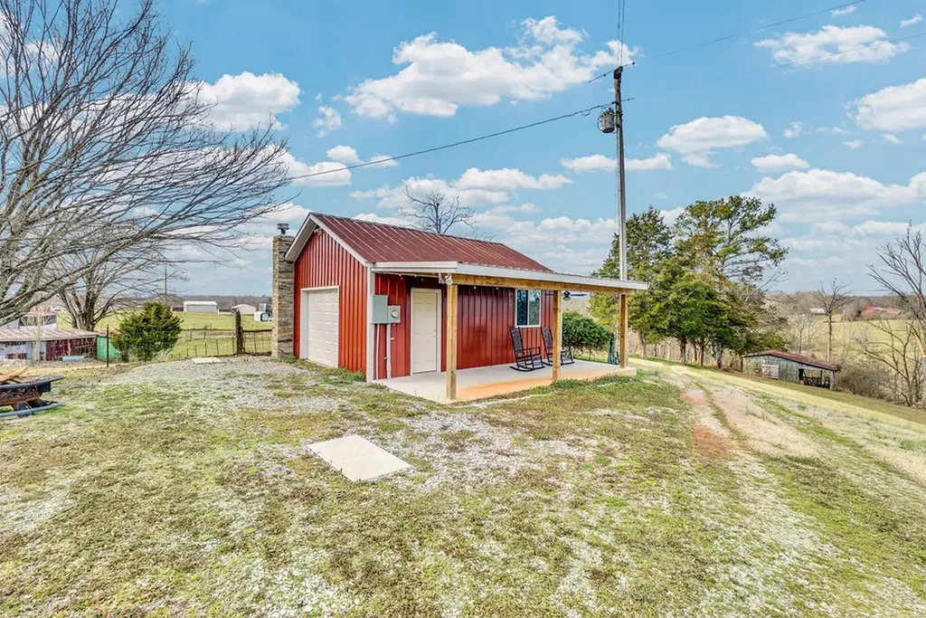 579 Blue Springs Road Sparta TN 38583