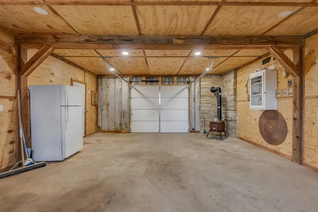 579 Blue Springs Road Sparta TN 38583