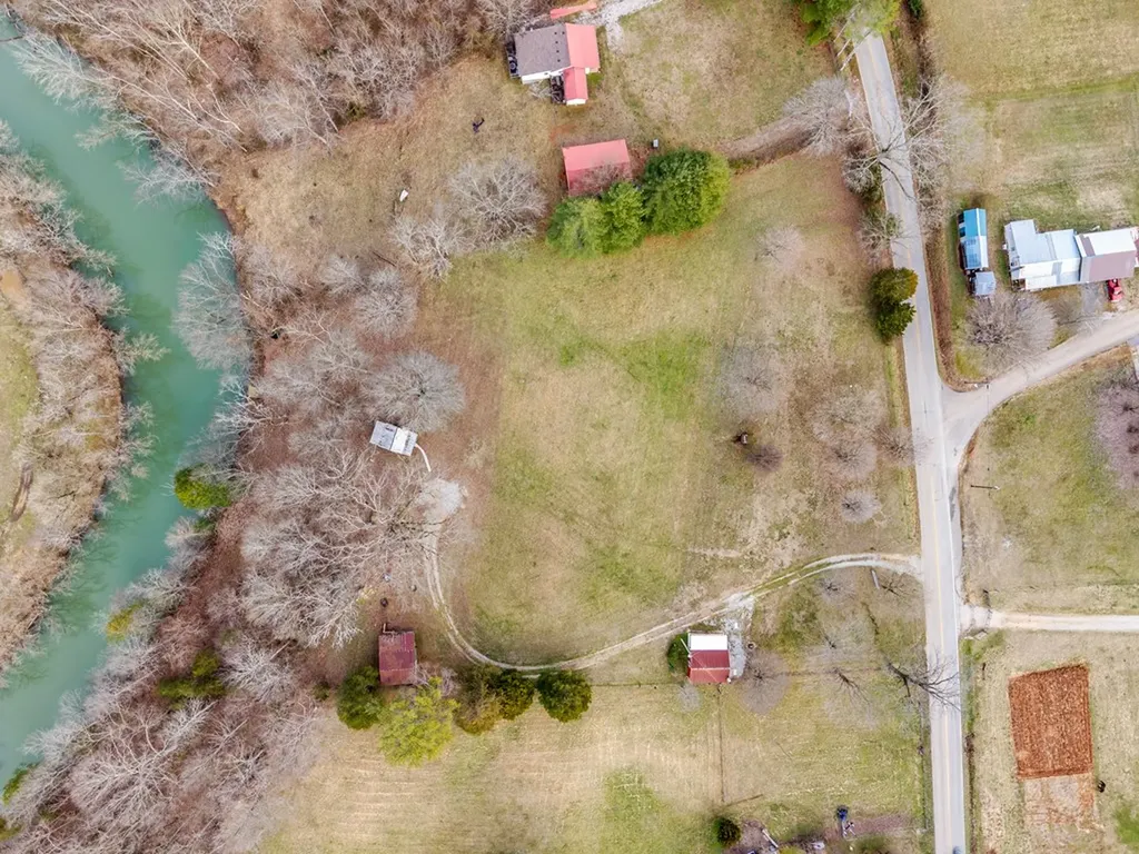 579 Blue Springs Road Sparta TN 38583