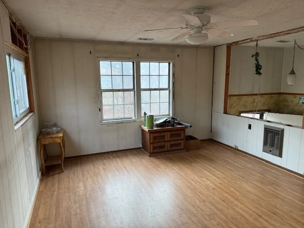 97 Roberts Drive Crossville TN 38571