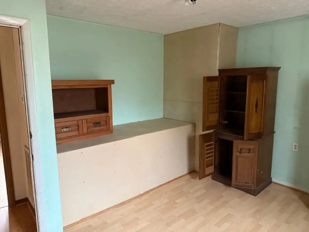 97 Roberts Drive Crossville TN 38571