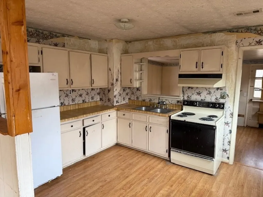 97 Roberts Drive Crossville TN 38571