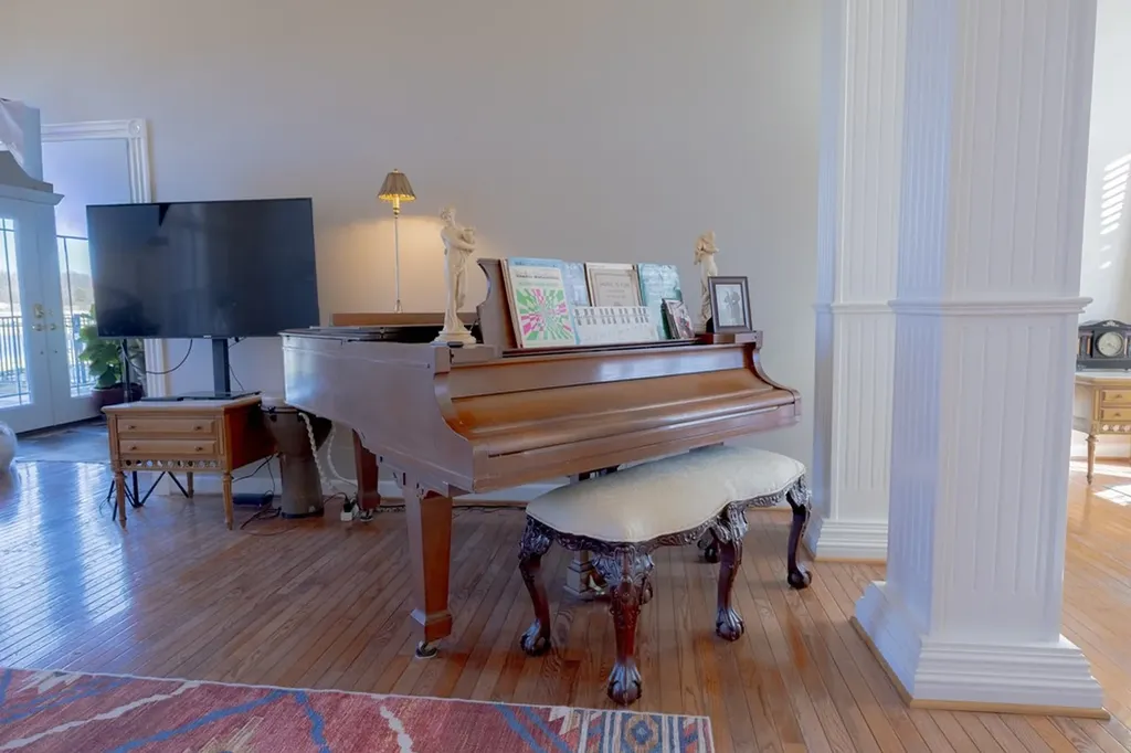 1164 Fawn Drive Cookeville TN 38501