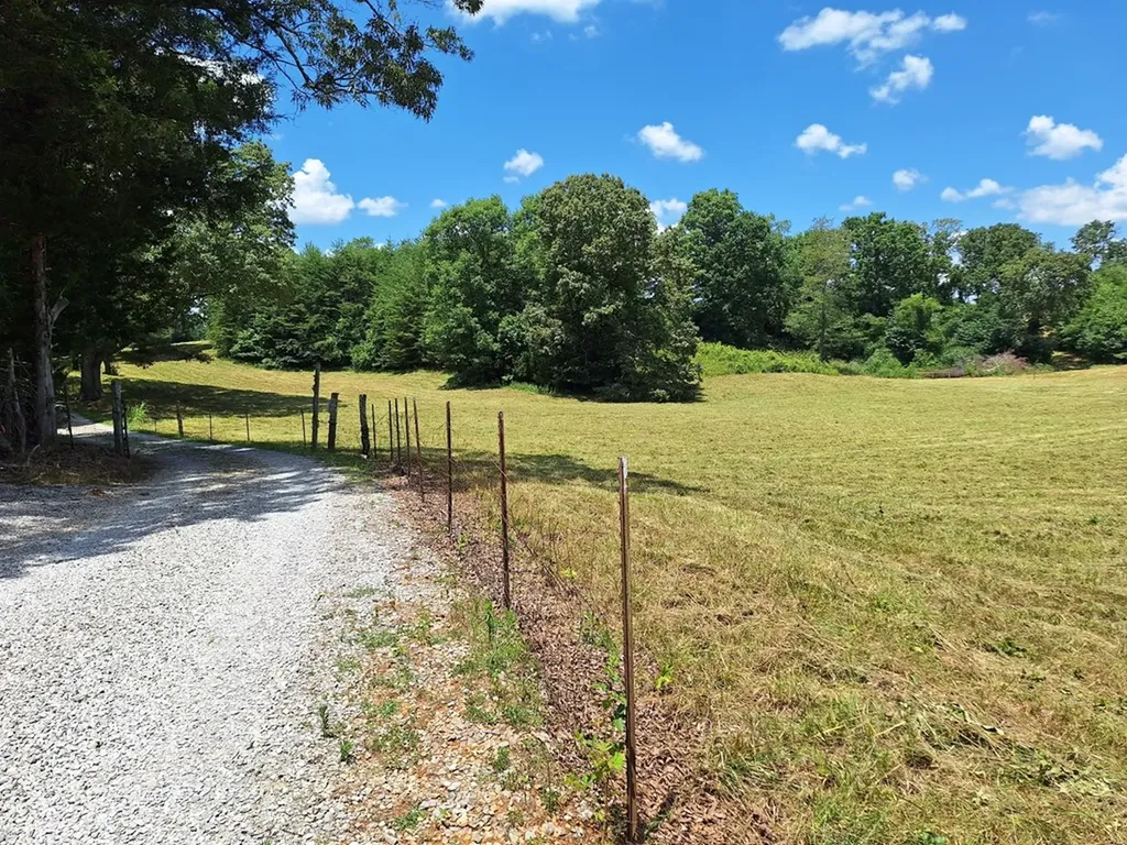 146 Sparkmantown Road Rock Island TN 38581