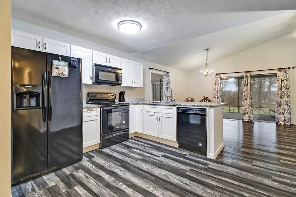 8217 Cherokee Trail Crossville TN 38572