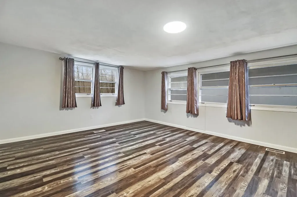 8217 Cherokee Trail Crossville TN 38572