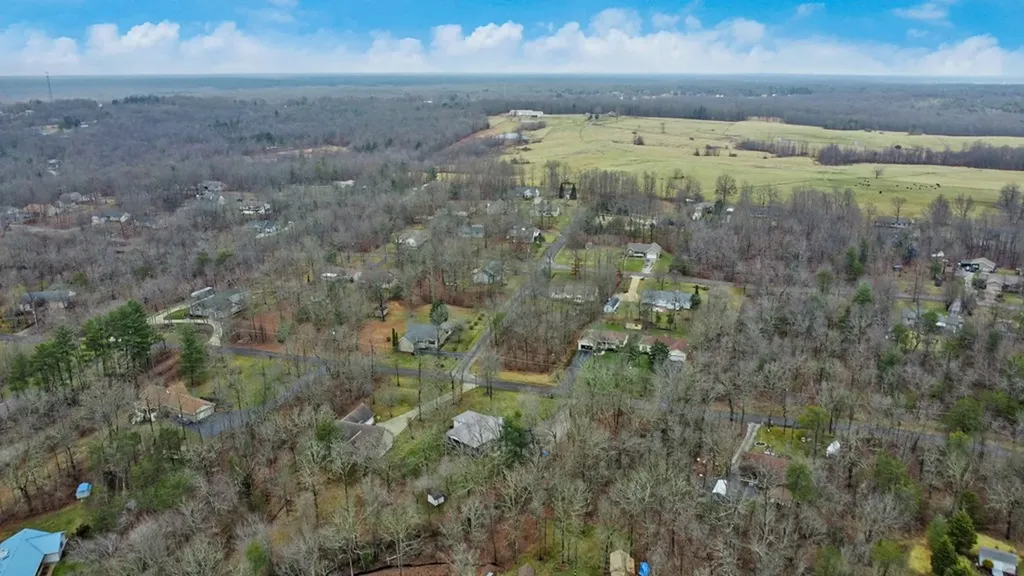 8217 Cherokee Trail Crossville TN 38572