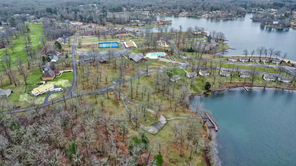 8217 Cherokee Trail Crossville TN 38572