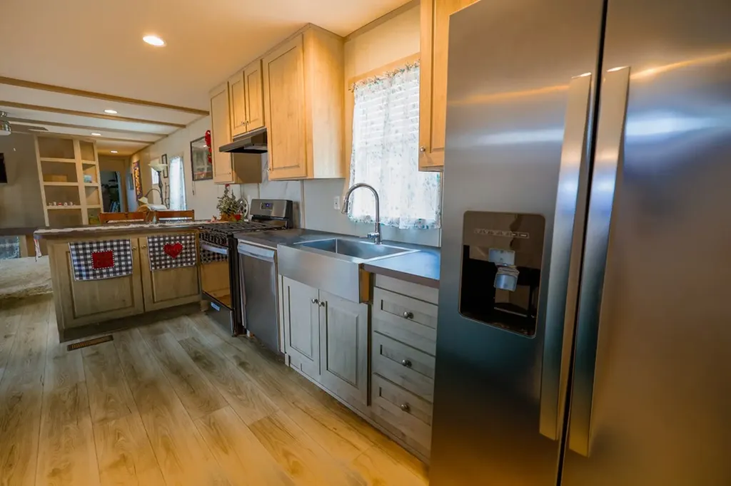 1757 Byrdstown Highway Livingston TN 38570