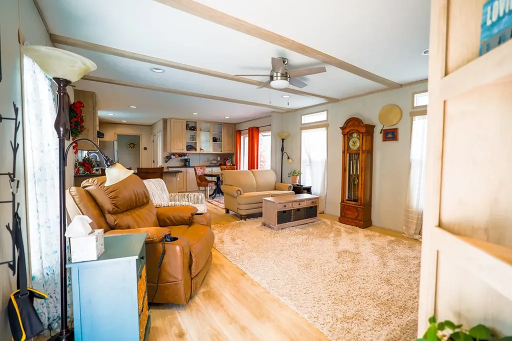 1757 Byrdstown Highway Livingston TN 38570