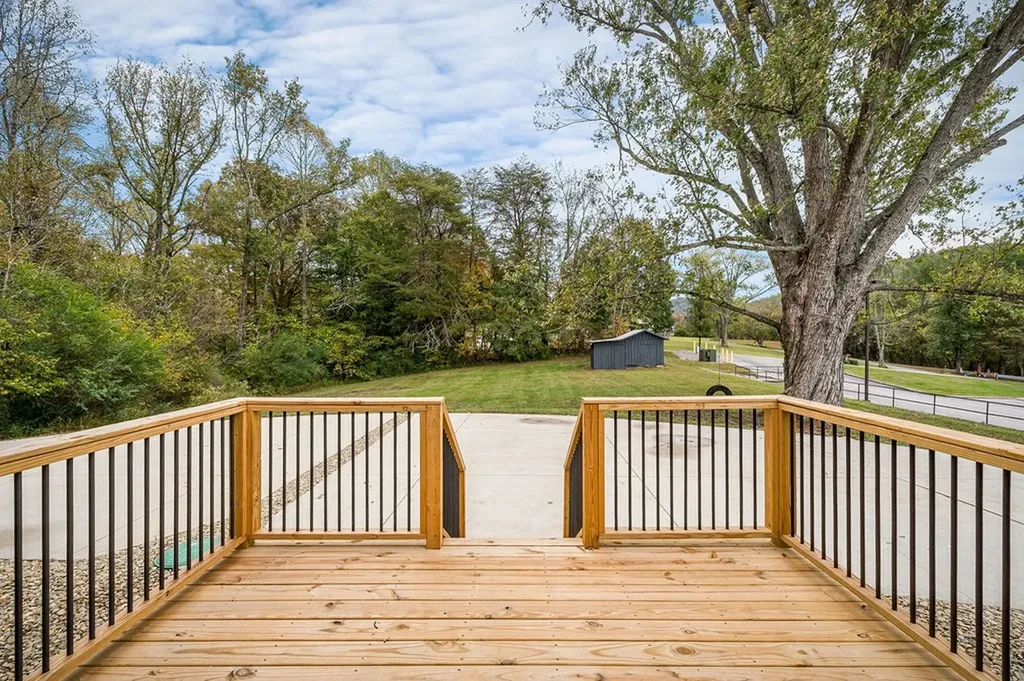 2396 Highway 70 E Cookeville TN 38501