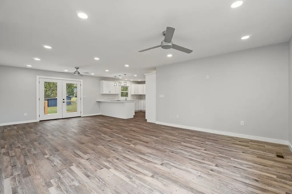 2396 Highway 70 E Cookeville TN 38501