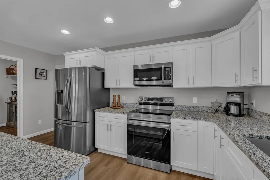 4966 Curtis Drive Cookeville TN 38506