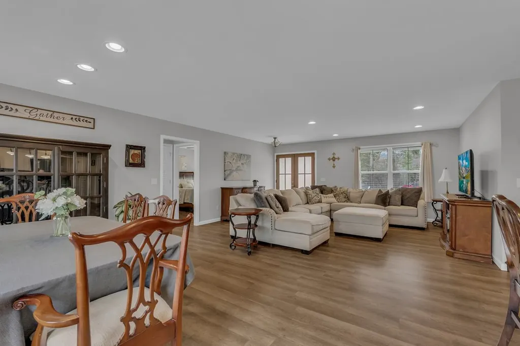 4966 Curtis Drive Cookeville TN 38506