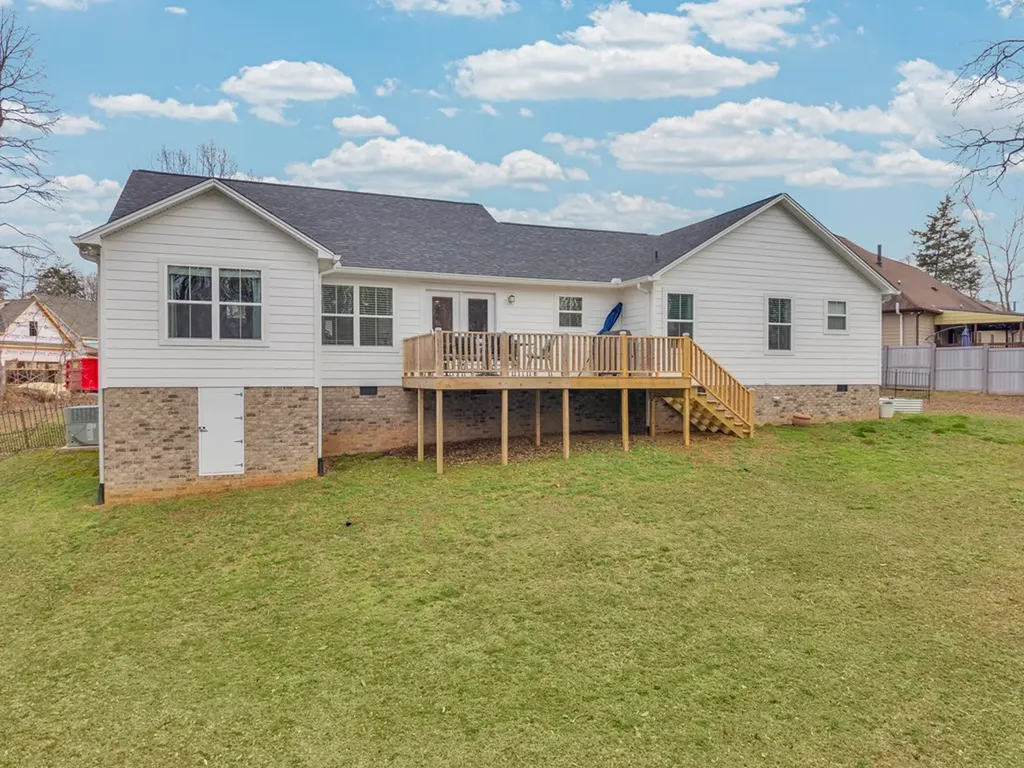 4966 Curtis Drive Cookeville TN 38506