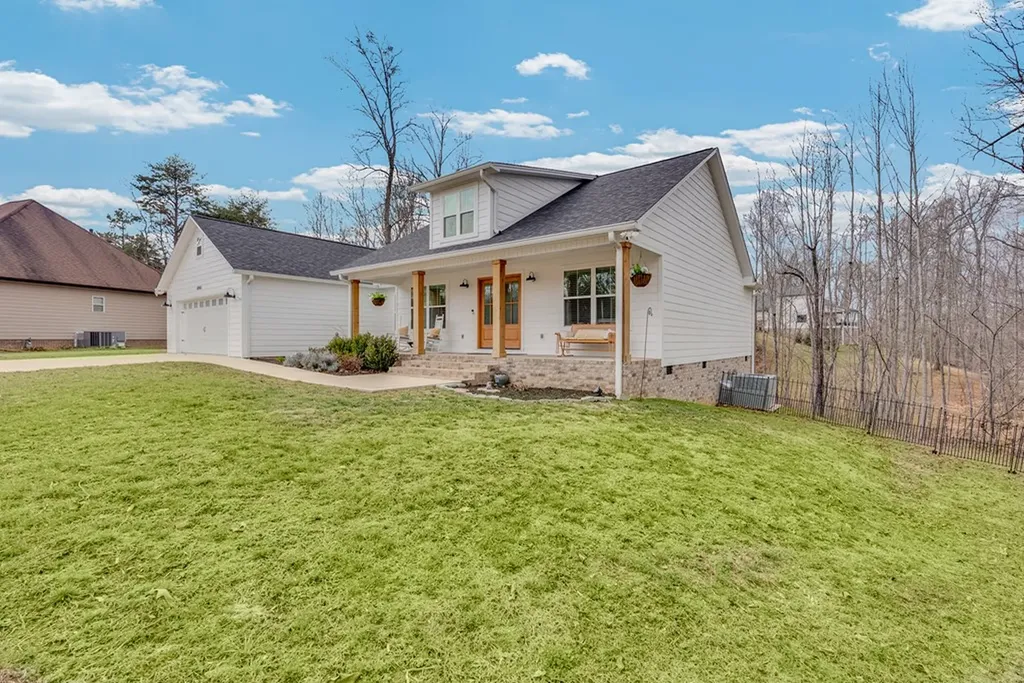 4966 Curtis Drive Cookeville TN 38506