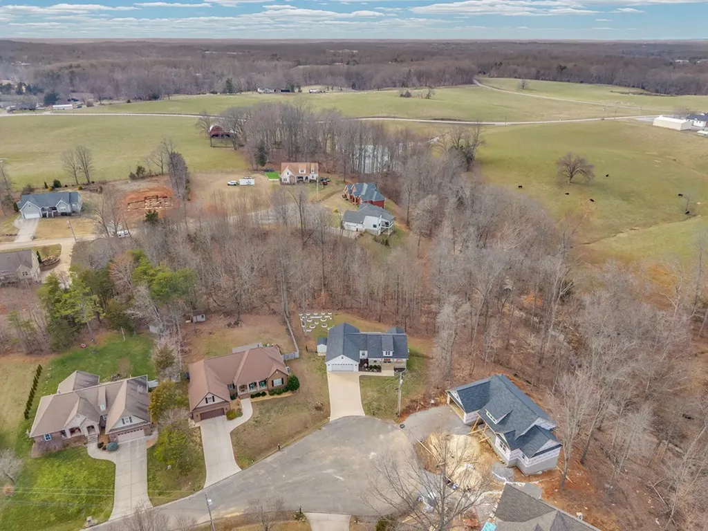 4966 Curtis Drive Cookeville TN 38506