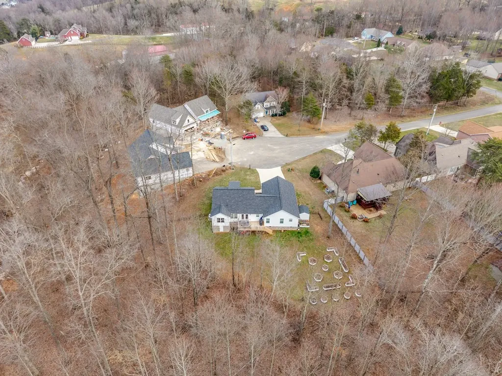 4966 Curtis Drive Cookeville TN 38506