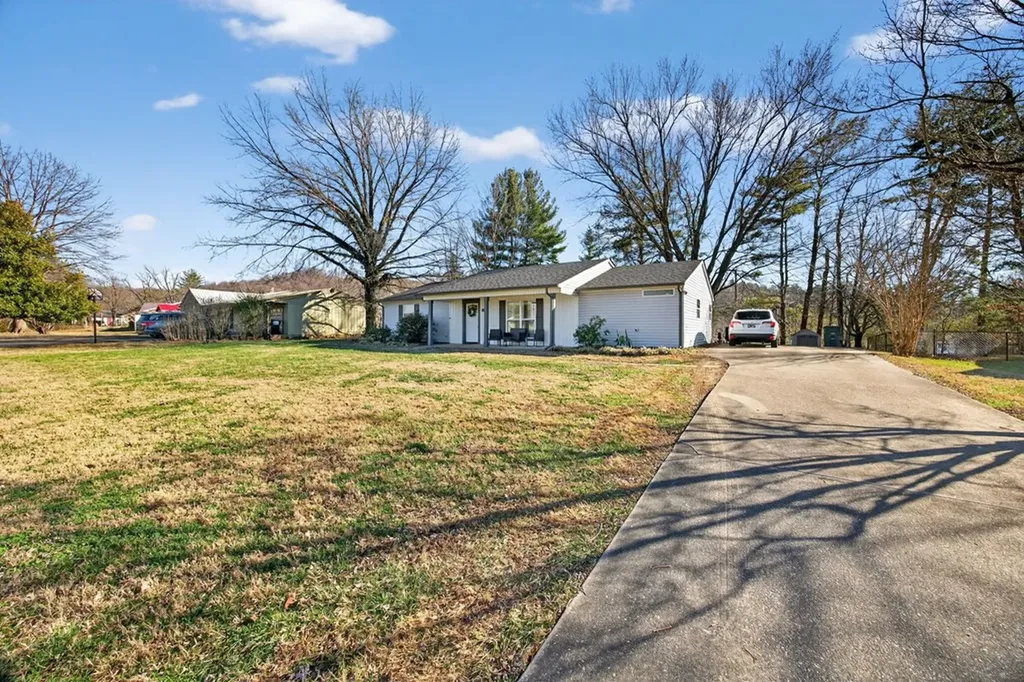 3547 Shannon Village Road Cookeville TN 38506