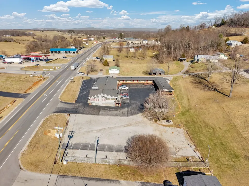 1201 Livingston Highway Byrdstown TN 38549