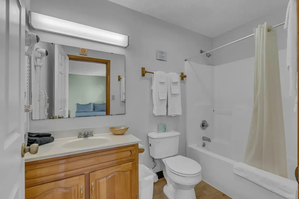 1201 Livingston Highway Byrdstown TN 38549