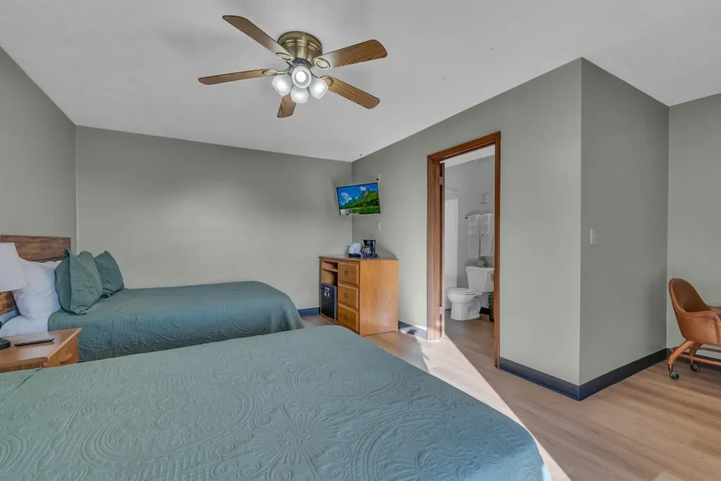 1201 Livingston Highway Byrdstown TN 38549