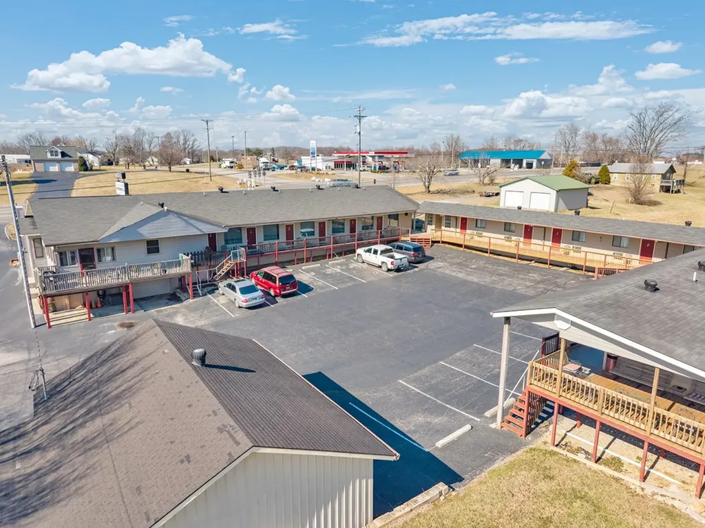 1201 Livingston Highway Byrdstown TN 38549