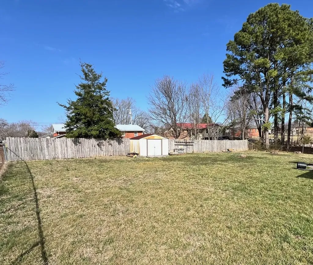 326 Lagoon Drive Mcminnville TN 37110