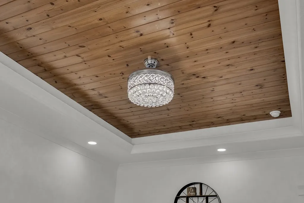 209 N Rockfish Lane Hilham TN 38568