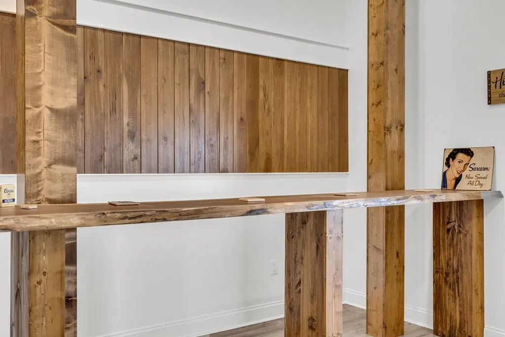 209 N Rockfish Lane Hilham TN 38568