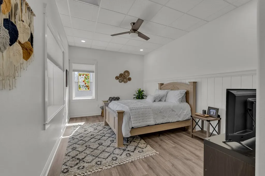 209 N Rockfish Lane Hilham TN 38568