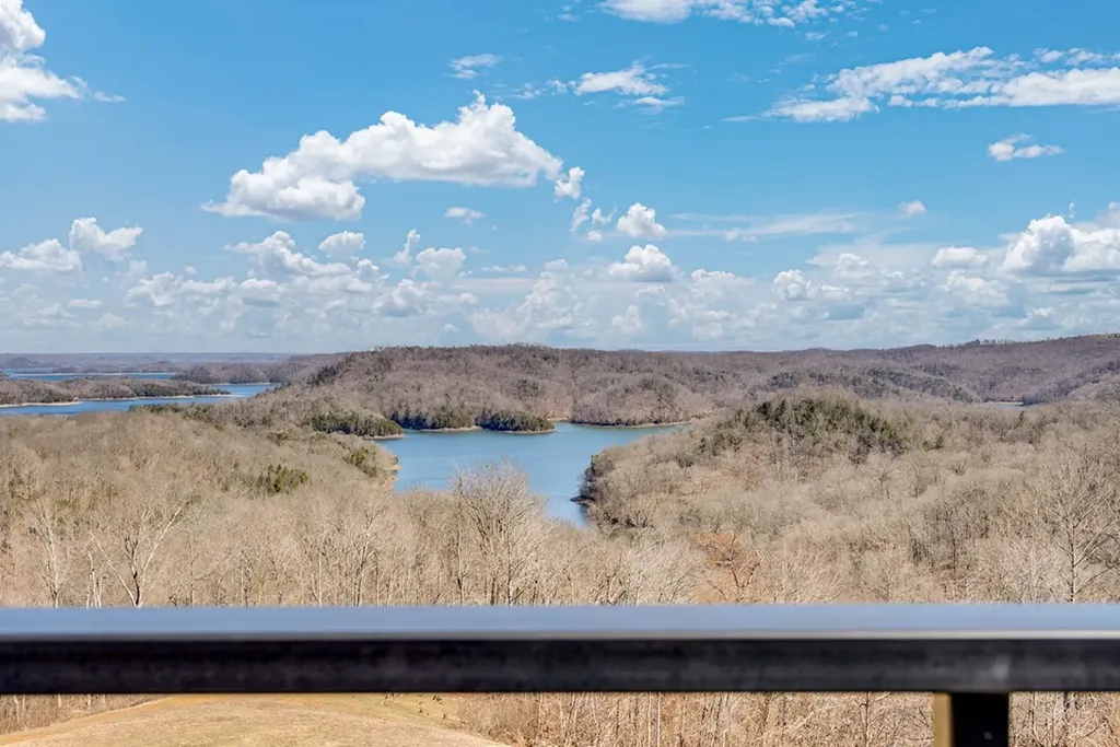 209 N Rockfish Lane Hilham TN 38568