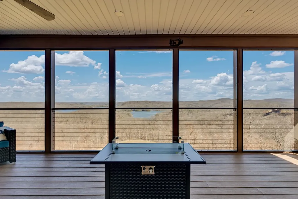 209 N Rockfish Lane Hilham TN 38568