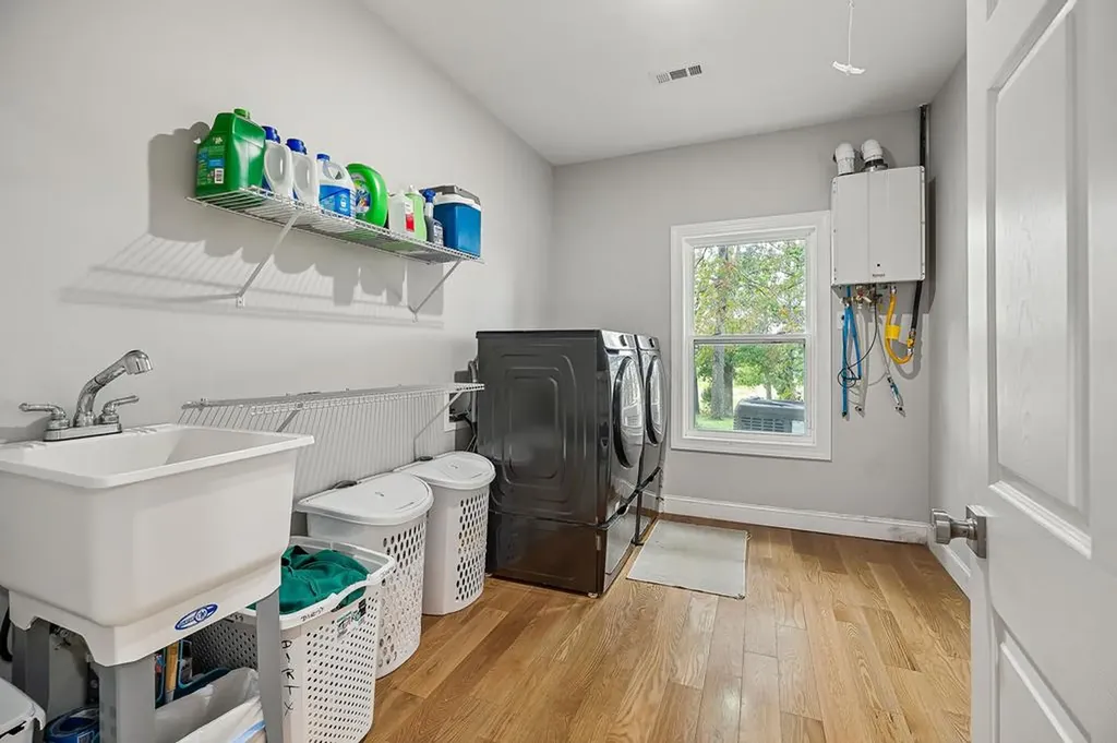 5594 Poston Lane Cookeville TN 38506