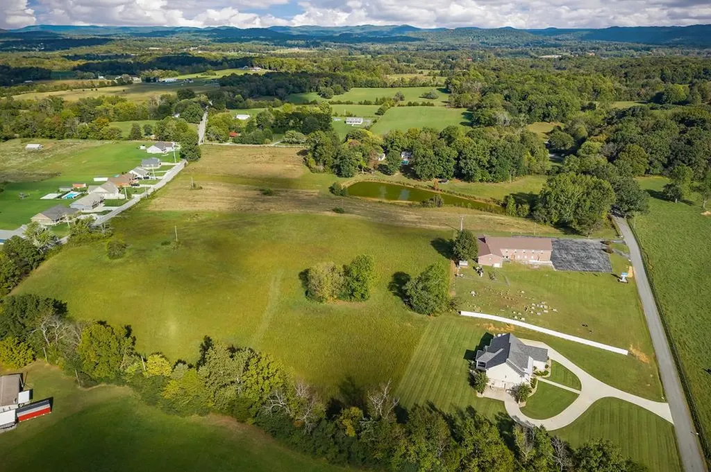 5594 Poston Lane Cookeville TN 38506