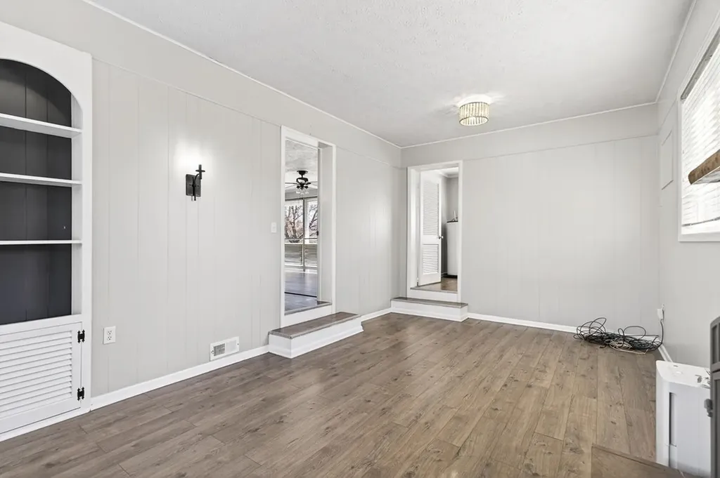 204 W 7th Street Livingston TN 38570