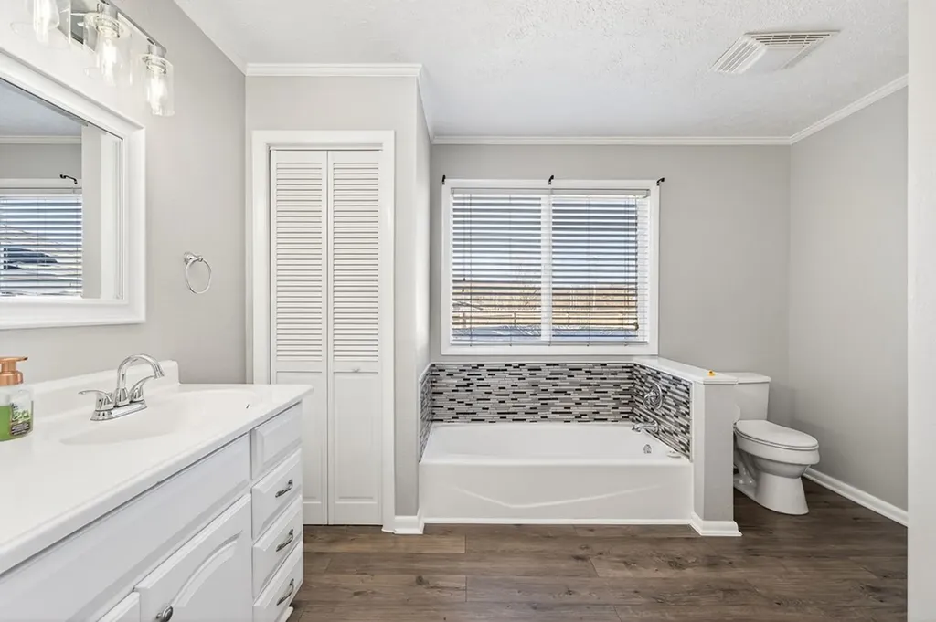 204 W 7th Street Livingston TN 38570