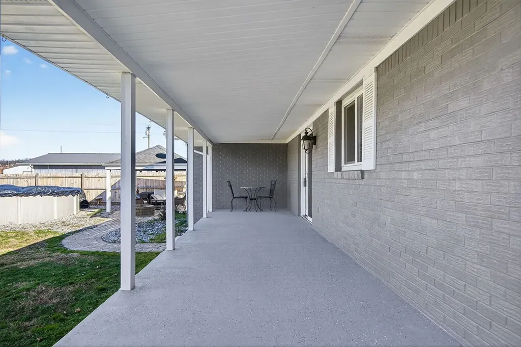 204 W 7th Street Livingston TN 38570