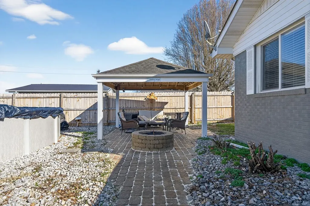 204 W 7th Street Livingston TN 38570